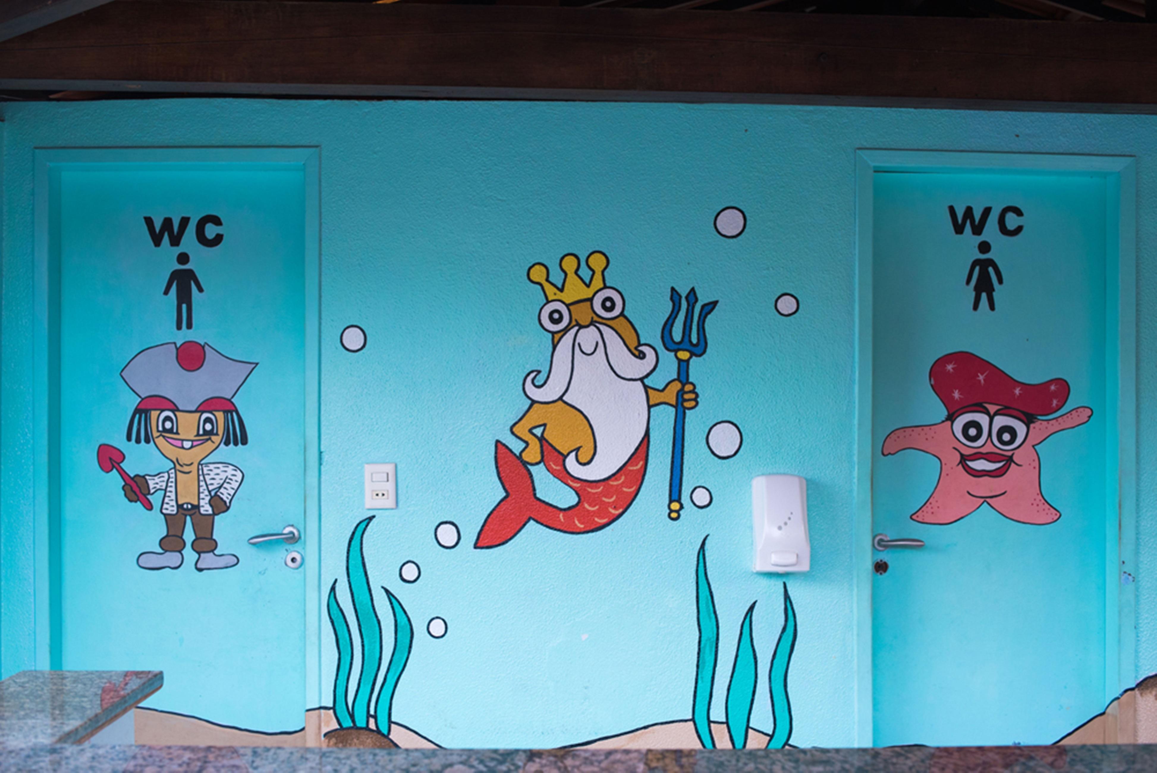Vila Gale Cabo Cabo de Santo Agostinho Exteriör bild The doors of the toilets at the resort