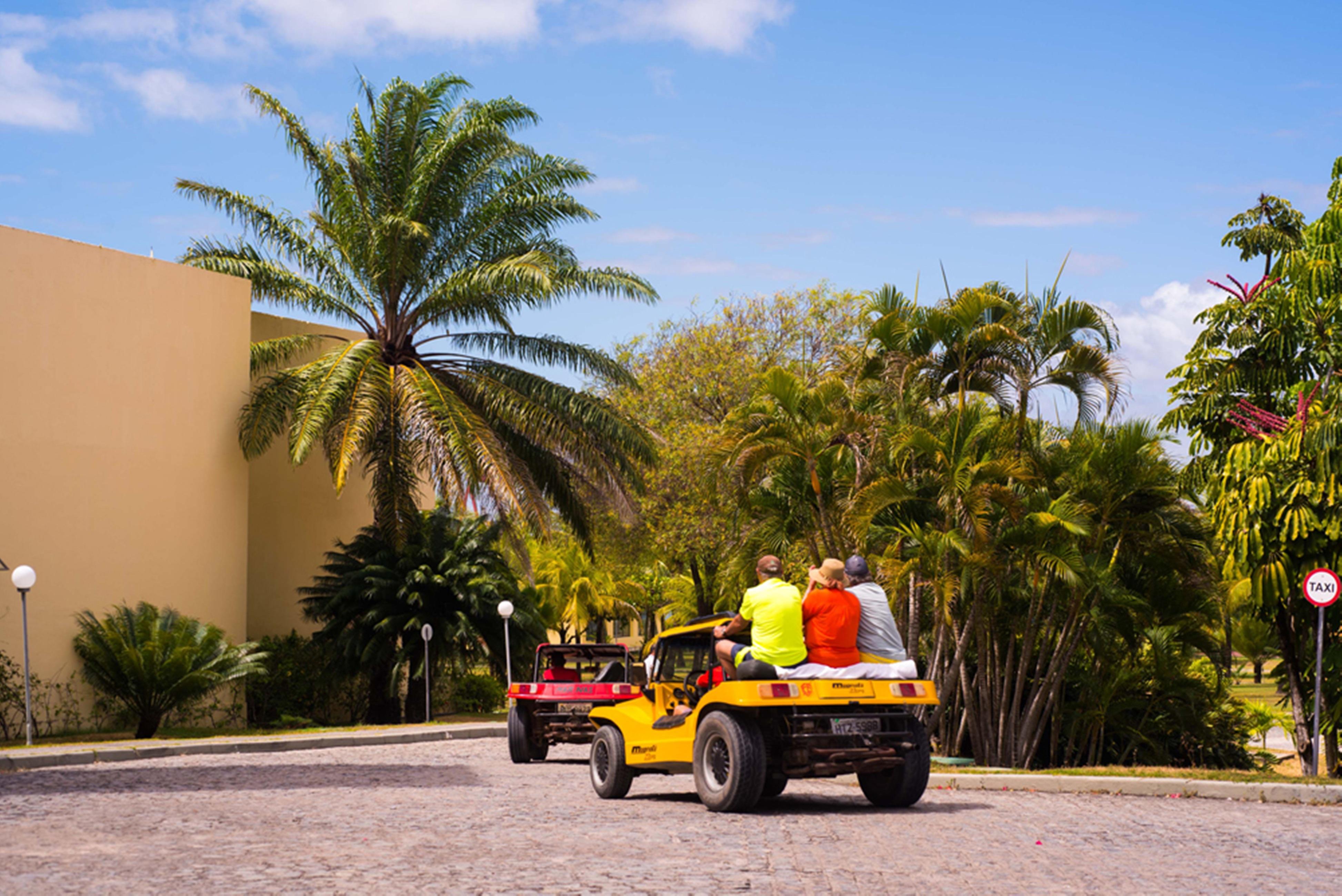 Vila Gale Cabo Cabo de Santo Agostinho Exteriör bild Golf carts in Playa del Carmen